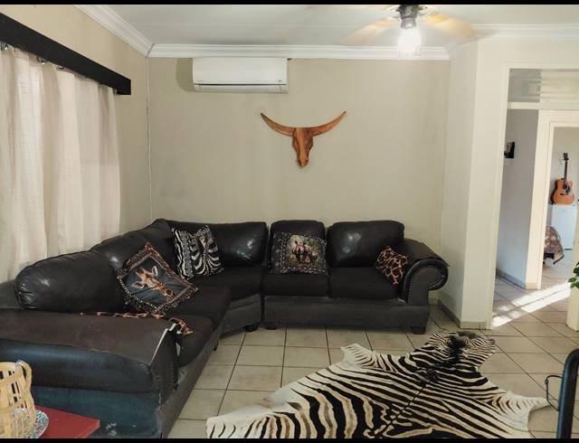 4 BEDROOM HOUSE FOR SALE IN PHALABORWA